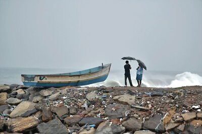 Western Railways Takes Necessary Precautions as Cyclone Ockhi Heads to Maharashtra Coast
