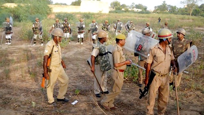Jawahar Bagh Massacre: Slain Cop's Wife Moves HC Seeking CBI Probe into 'Politician-Cult' Nexus