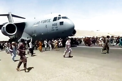 Video Shows Desperate Afghans Climbing US Jet To Escape