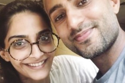 Mom-to-be Sonam Kapoor Posts Adorable Throwback Selfie With Hubby Anand Ahuja; See Pic