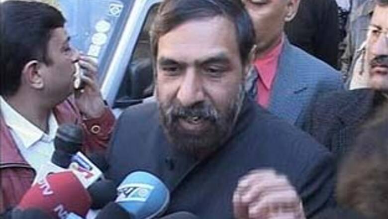 Anand Sharma gets India Inc's thumbs up