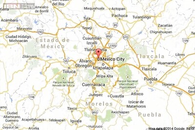 Mexico cargo train derails, one killed