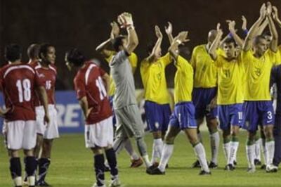 Nilmar hat-trick helps Brazil overcome Chile