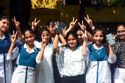 ​CBSE Class 10 Report Card: Pass Percentage Lower than Last Year, Higher than 2019 | The Covid Effect