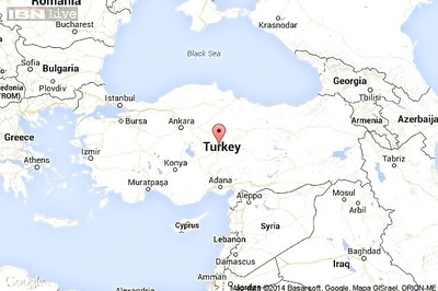 Turkey deploys heavy weapons on border with Syria