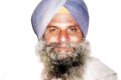 Pak to India: Surjeet covers 40 kms in 31 years