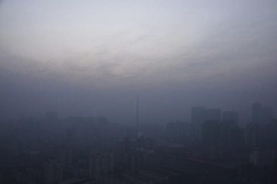 Rapid growth of electric cars in China fuels fear of worsening smog