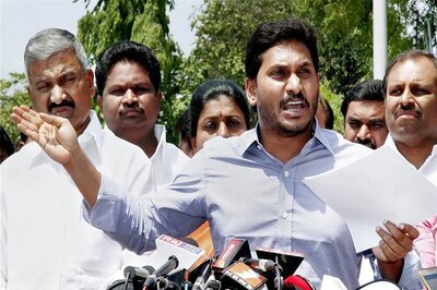 YSR Congress MPs Threaten to Resign if Andhra Pradesh Not Granted Special Status