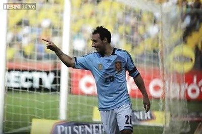 Negredo, Cazorla lead Spain past Ecuador