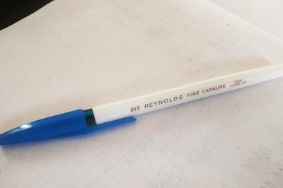 Is Reynolds Really Discontinuing its Iconic Ball Pen? 'X' User’s Tweet Sends Desis into Frenzy