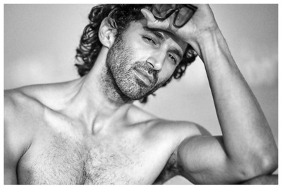 Aditya Roy Kapur Sets Instagram on Fire With Shirtless Photo, Parineeti Calls it 'Inappropriate'