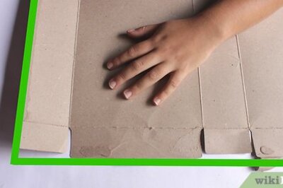 How to Make Homemade Pom Poms