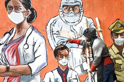 Revoke Privileges of Anti-Vaxxers, Identify Target Group Before Next COVID Wave Hits Them