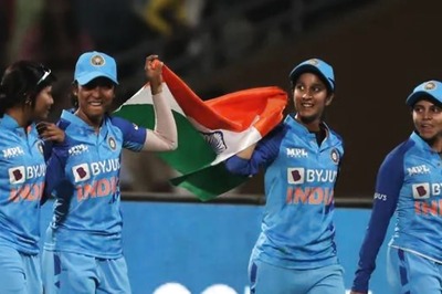 WATCH: India Women’s Euphoric Victory Lap After Crushing Australia in 2nd T20I in Super Over