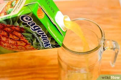 How to Make a Pitcher of Pina Coladas