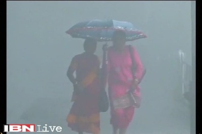 Flood alert in Kashmir as Jhelum crosses danger mark; Monsoon to cover India in 48 hours