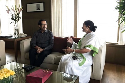 Is Mamata Banerjee's Meeting With Uddhav Thackeray Another Marriage of Convenience?