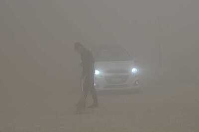 Delhi Air Pollution: NGT Asks Authorities to Discourage Roadside Parking