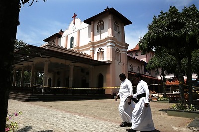 Orthodox Priests Enter Kerala Piravom Church, Conduct Holy Mass After 2017 SC Order Implemented
