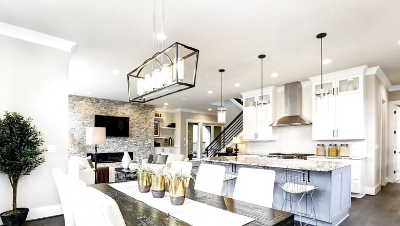 Sustainable Luxury: The Harmonious Fusion of Opulence and Ecology in High-End Residences
