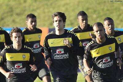 No surprises as Dunga confirms Brazil squad