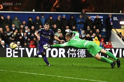 EPL: Sergio Aguero rescues Manchester City a point at QPR in 2-2 draw