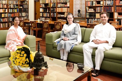 Congress’ Bengal Unit to Hold Massive Protest Against TMC Despite Rahul's Support for Mamata