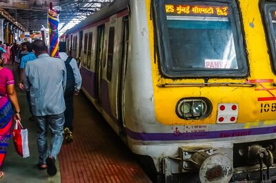 Mumbai: All Students Below 18 to be Allowed on Local Trains, Move to Hasten Reopening of Schools, Colleges