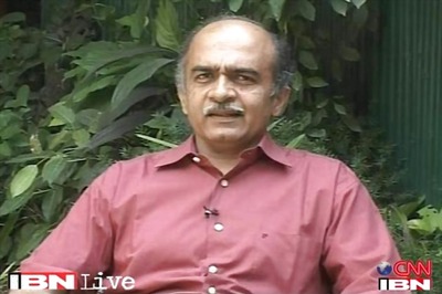 Prashant Bhushan meets Anna Hazare