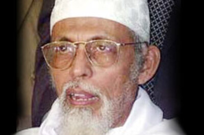 US blacklists Muslim group's members