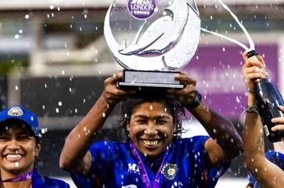 Jhulan Goswami Brings Down Curtains on Career by Lifting Trophy in Historic Series Win - Watch