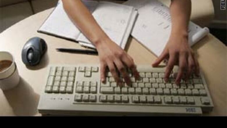 Security experts brace for virus outbreak today