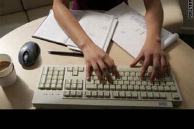 Security experts brace for virus outbreak today