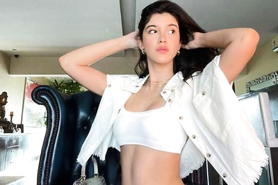 Shanaya Kapoor Flaunts Toned Midriff in New Sexy Pic, Dad Sanjay Has Question for Her