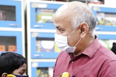 Will Shut Schools if There's Possibility of Another COVID-19 Wave: Manish Sisodia