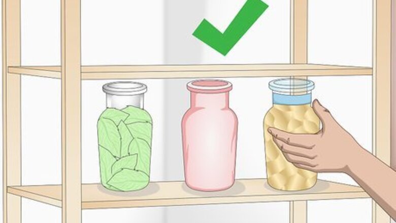 How to Decorate Open Shelves