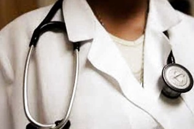 Pakistani man without arms gets assistive device in India