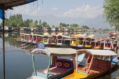 Tourism Sector in Kashmir Suffers a Loss of Around Rs 3,000 cr