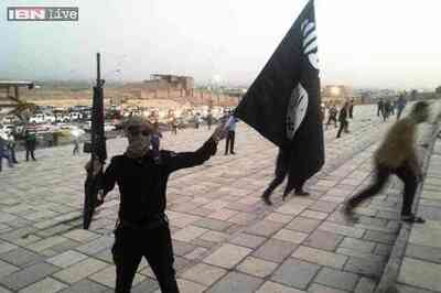 Islamic State pays recruiters $10,000 per person: UN