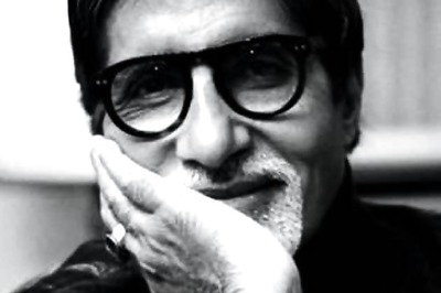 Bachchan visits Yash Chopra's house