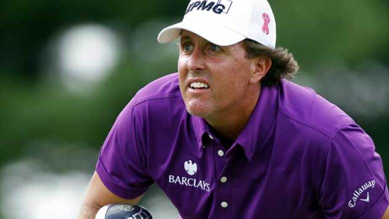Mickelson on course to become world no. 1