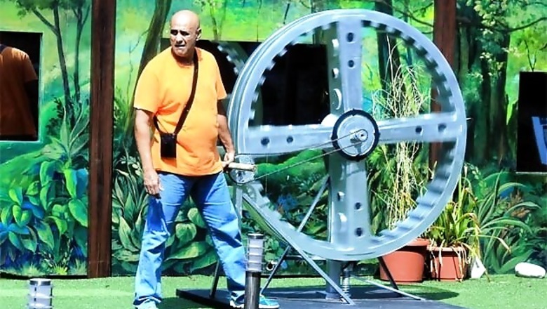 'Bigg Boss 8', Day 44: Will Puneet Issar make a comeback inside the house?