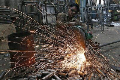 Factory Activity Expands at Fastest Pace in 5 Years in December - PMI