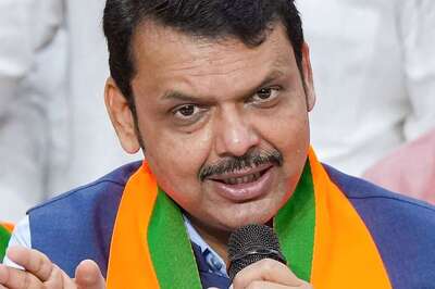Porsche Crash Row: Fadnavis Rushes to Pune Police Chief's Office, Says Cop Acted Correctly