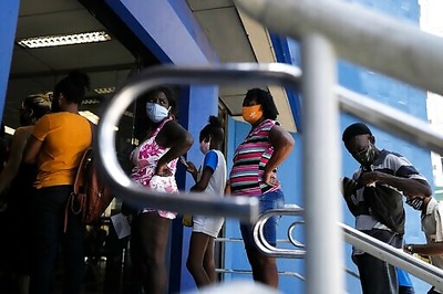 Brazil Swaps Acclaimed Welfare Program For Untested Stand-in