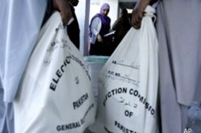 Pak's vital vote: Hung Parliament predicted