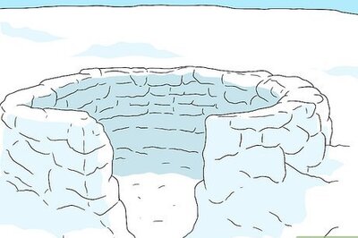 How to Build a Snow Fort