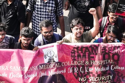 'Couldn't Stay At Home': Doctors' Protest Continues In Kolkata Amid High Drama, RG Kar Victim's Family Joins In