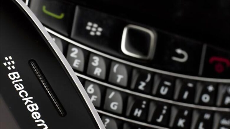 BlackBerry director says company can survive as niche smartphone maker: Report