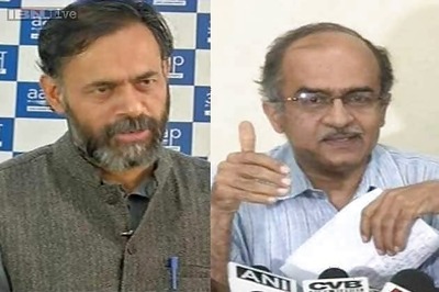 AAP expels rebel leaders Yogendra Yadav, Prashant Bhushan, Anand Kumar and Ajit Jha